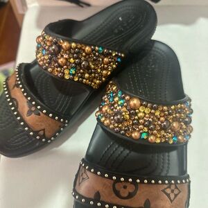 CROCS Kids Black and Brown Embellished Sandals